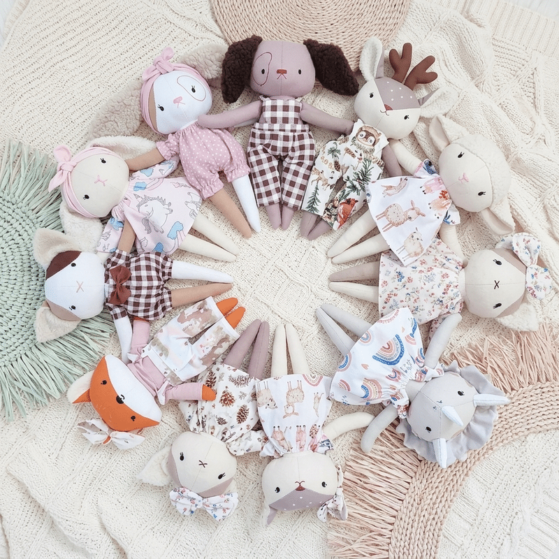 Öltöztethető babák, és babaruhák kategória háttérkép