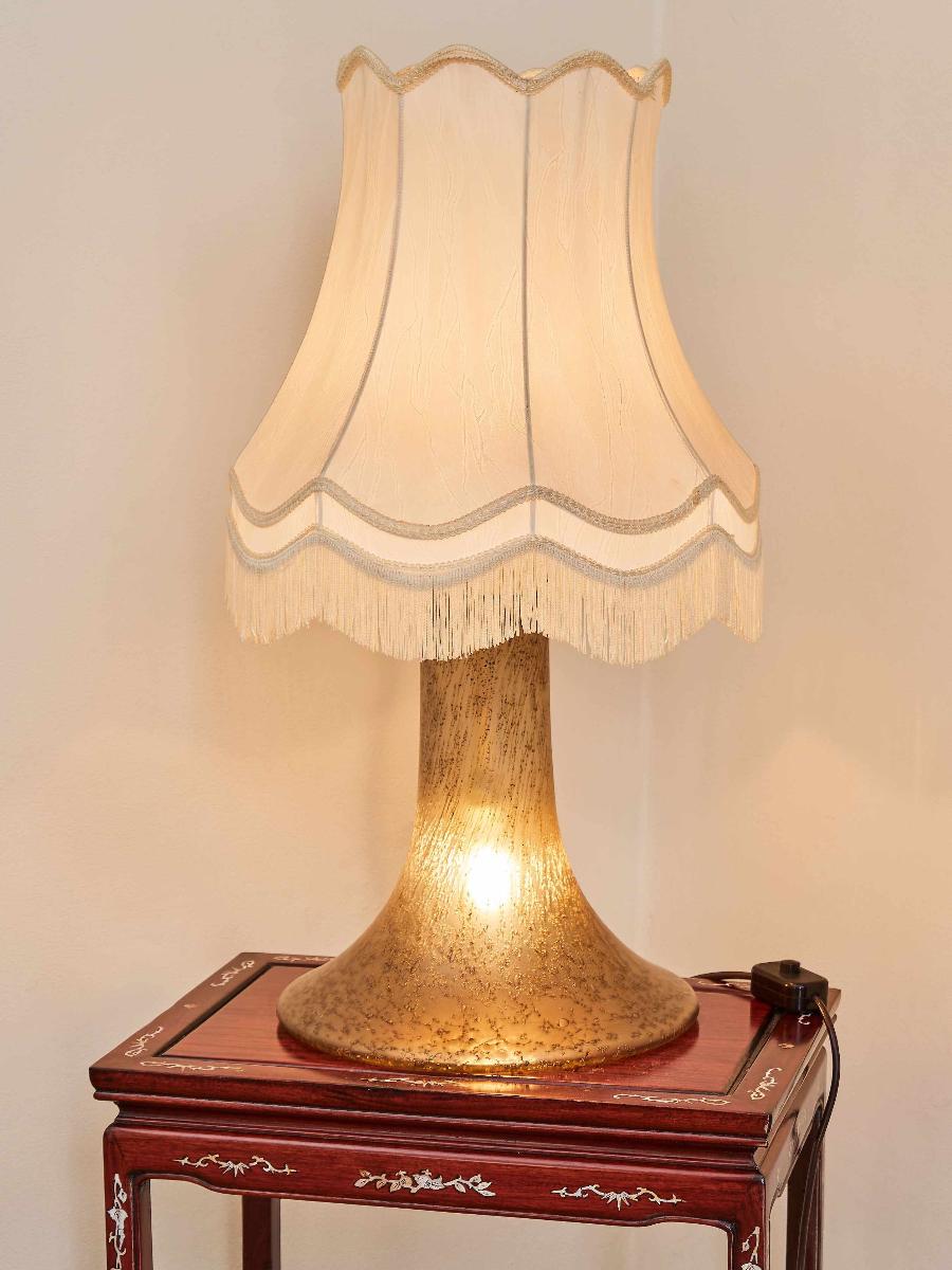Velká designová lampa. Sklo.