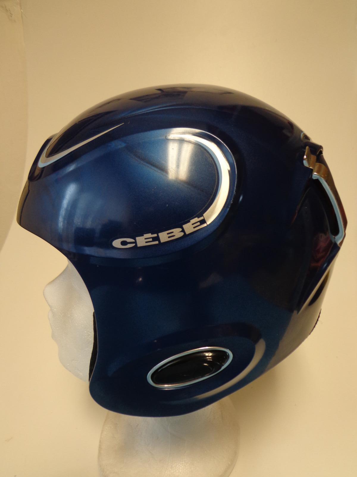02007 B Dětská lyžařská helma Cébé 52