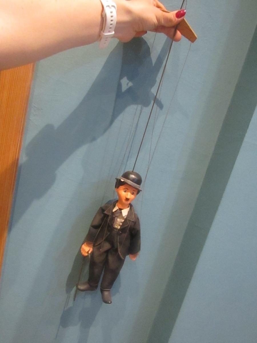 LOUTKA CHARLIE CHAPLIN