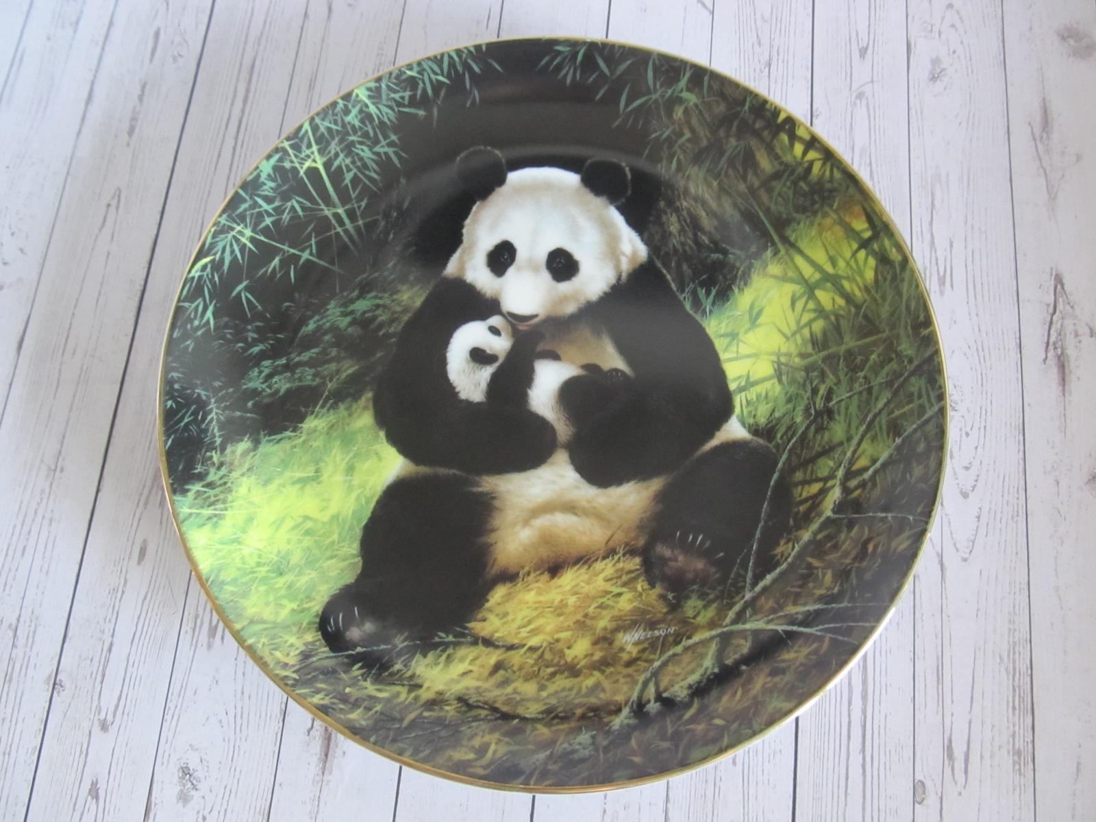 Závěsný dekorační talíř zoo panda