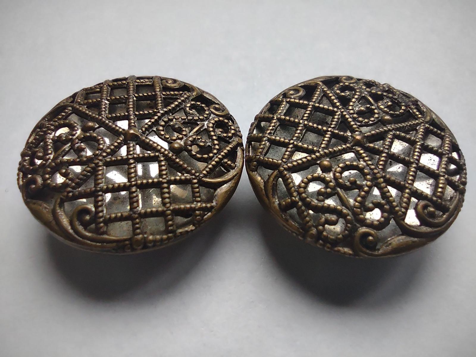 2x STARÝ KNOFLÍK - KOV