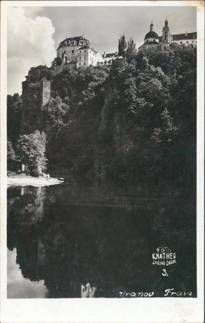 10D16210 Vranov nad Dyjí - zámek