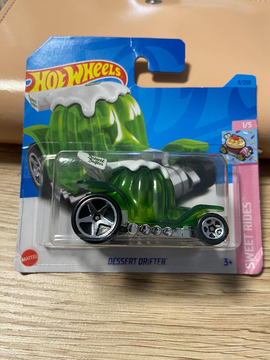 HOT WHEELS 1/5 SWEET RIDES DESSERT DRIFTER