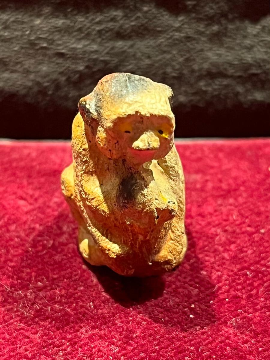 Stará figurka opice - durolin