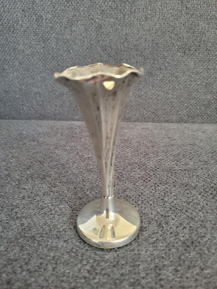 Mini váza Sterling Silver od Miller Brothers