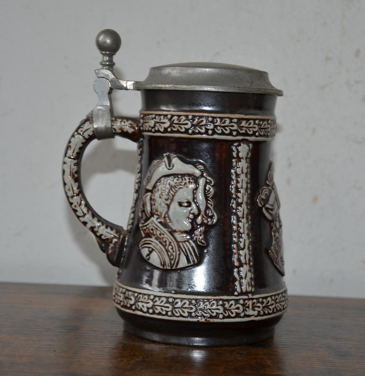 HEZKÝ PORCELÁNOVÝ KORBEL - PŮLLITR /29289