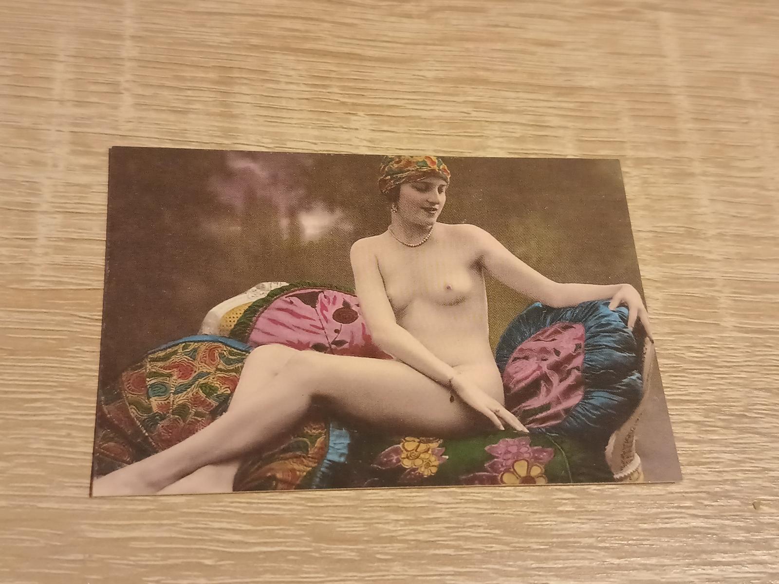 KK 130924 - dívka, akty, retro, 1ks