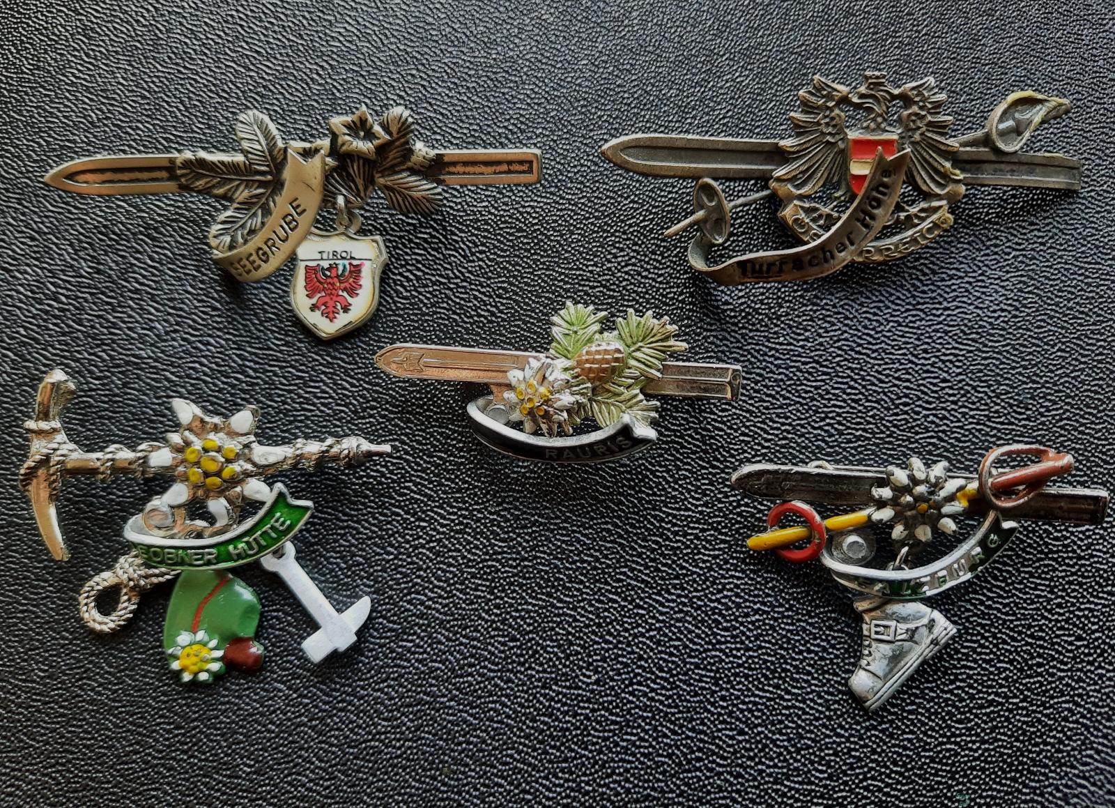 sada vintage rakouské odznaky