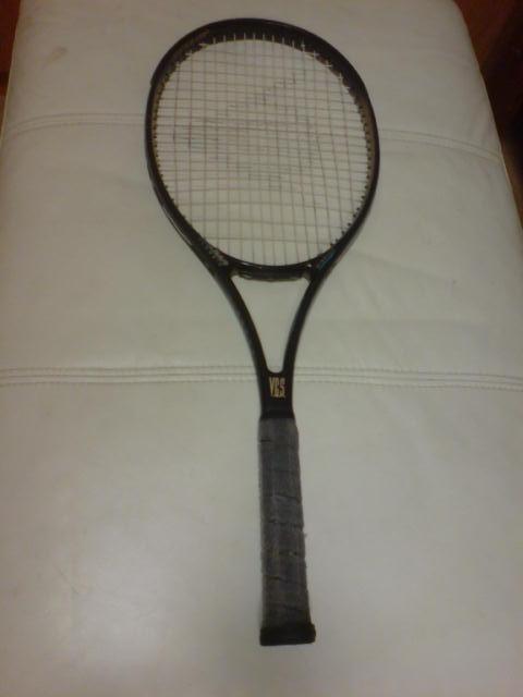 Tenisová raketa Dunlop