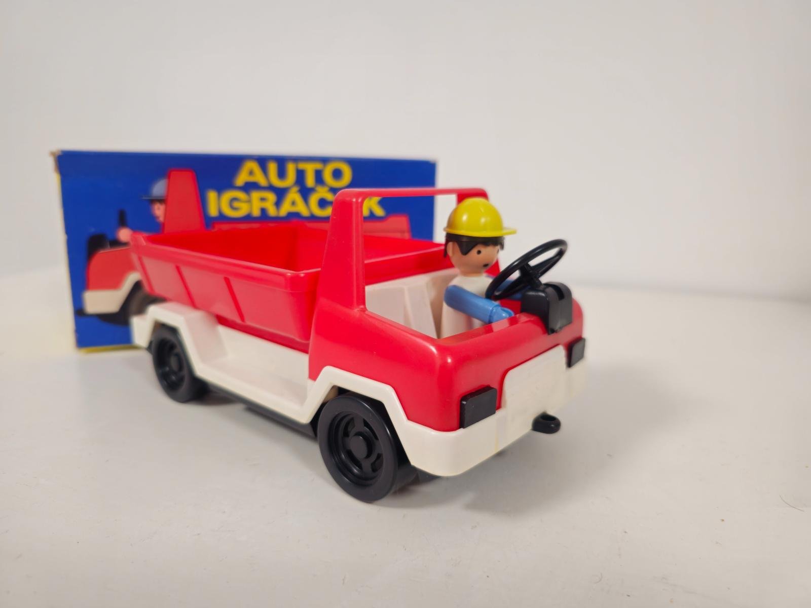 Igráček auto přepravník service. Nový nehraný