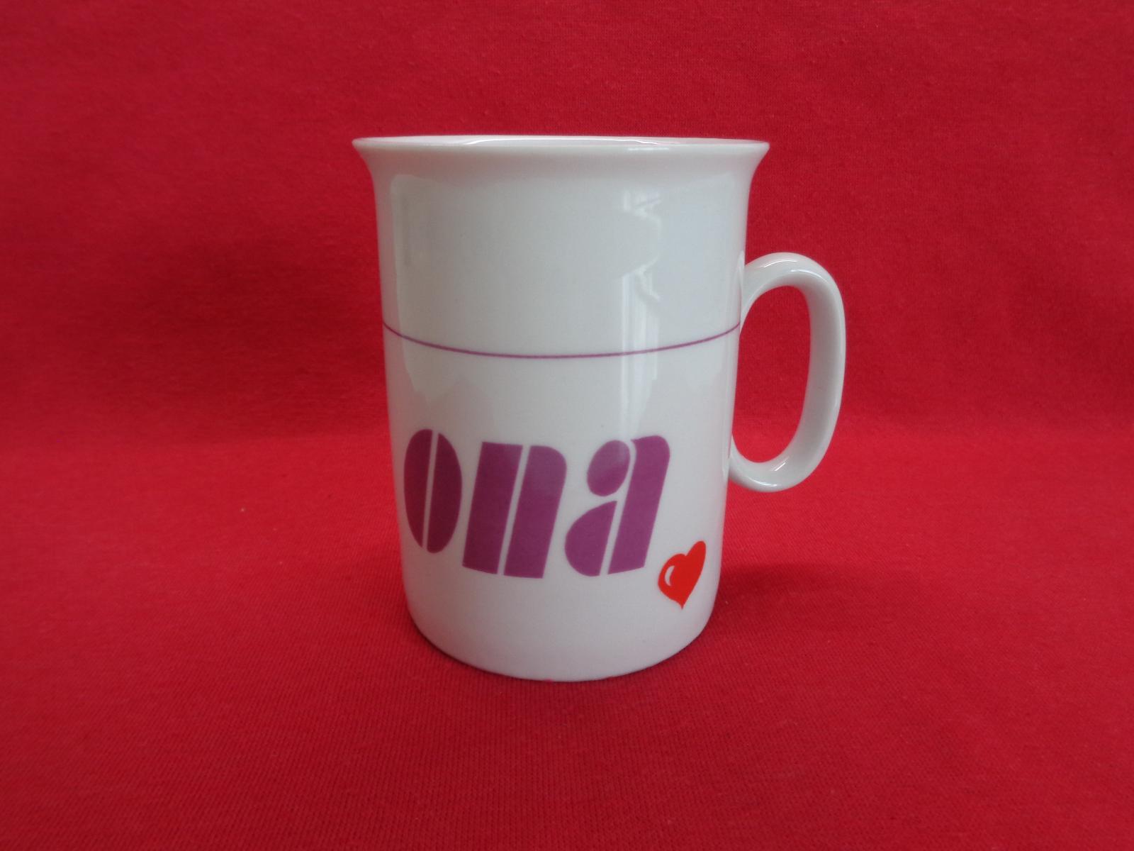 Porcelánový hrnek - Ona