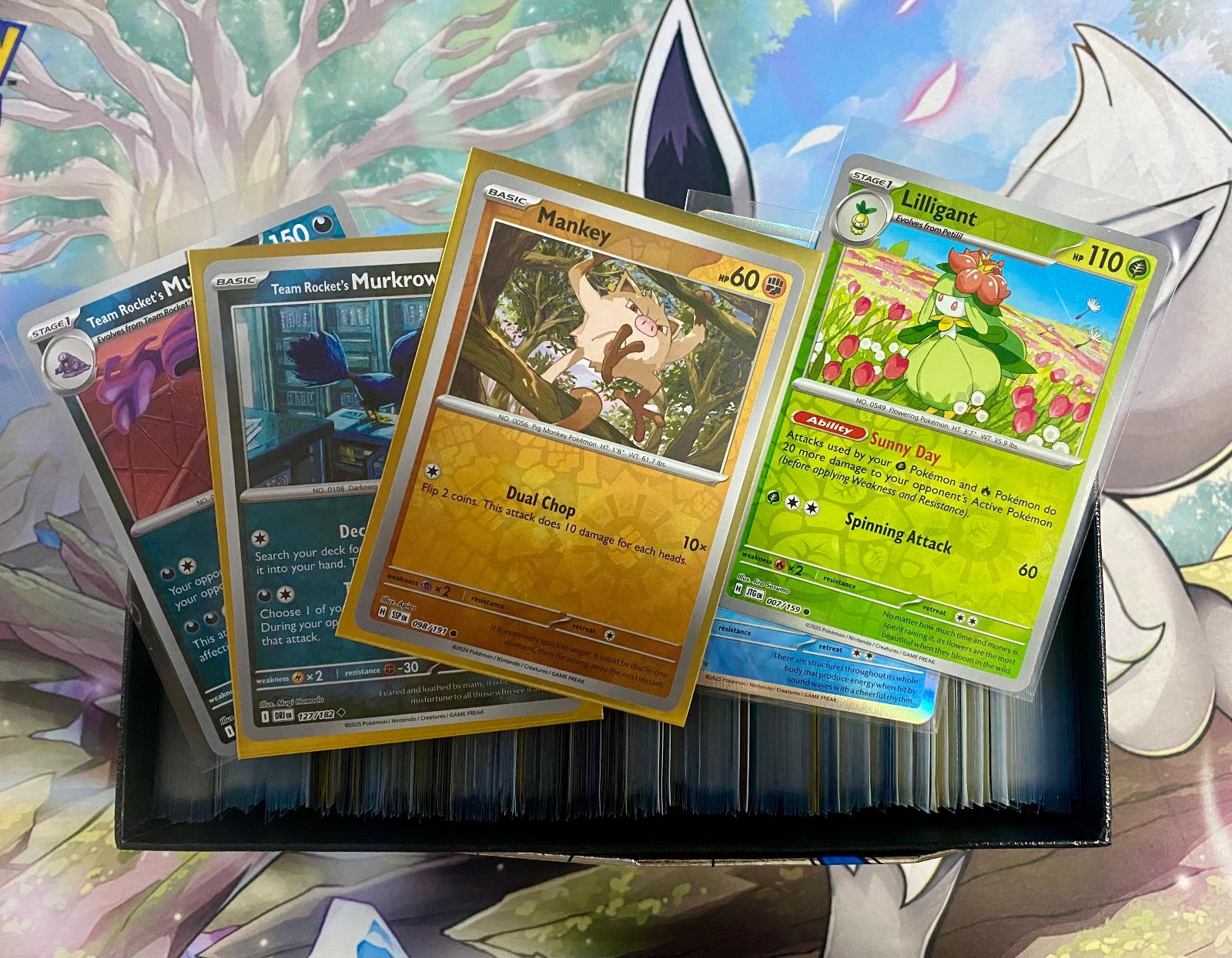 Pokemon ETB plné holo a reverse holo karet!