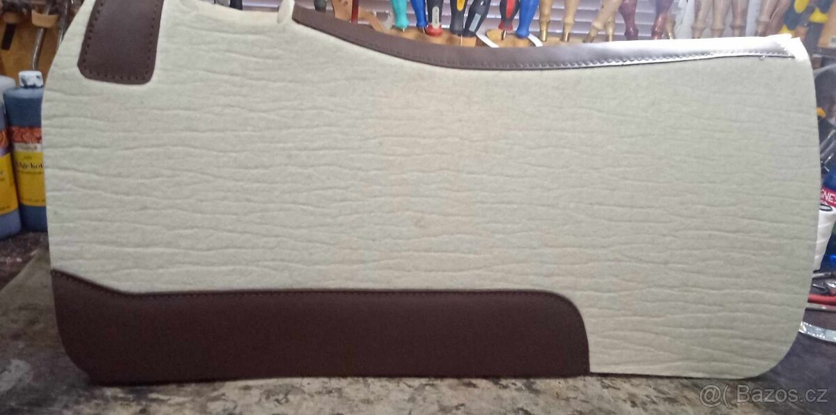 Western podsedlové deky filcové prodám