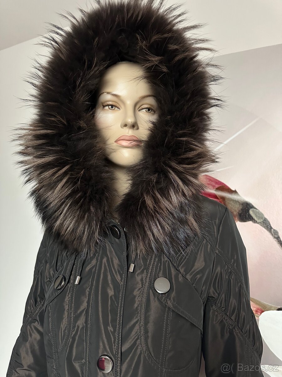 Luxusní bunda s pravou kožešinou