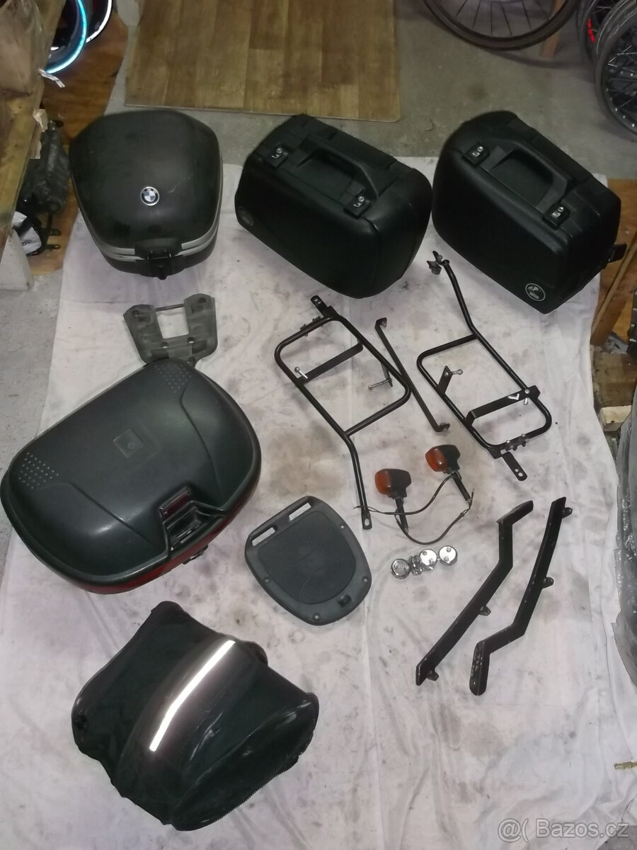 Motokufry Hepco-Becker+ nosič,kufr BMW+plotna,tankvak....