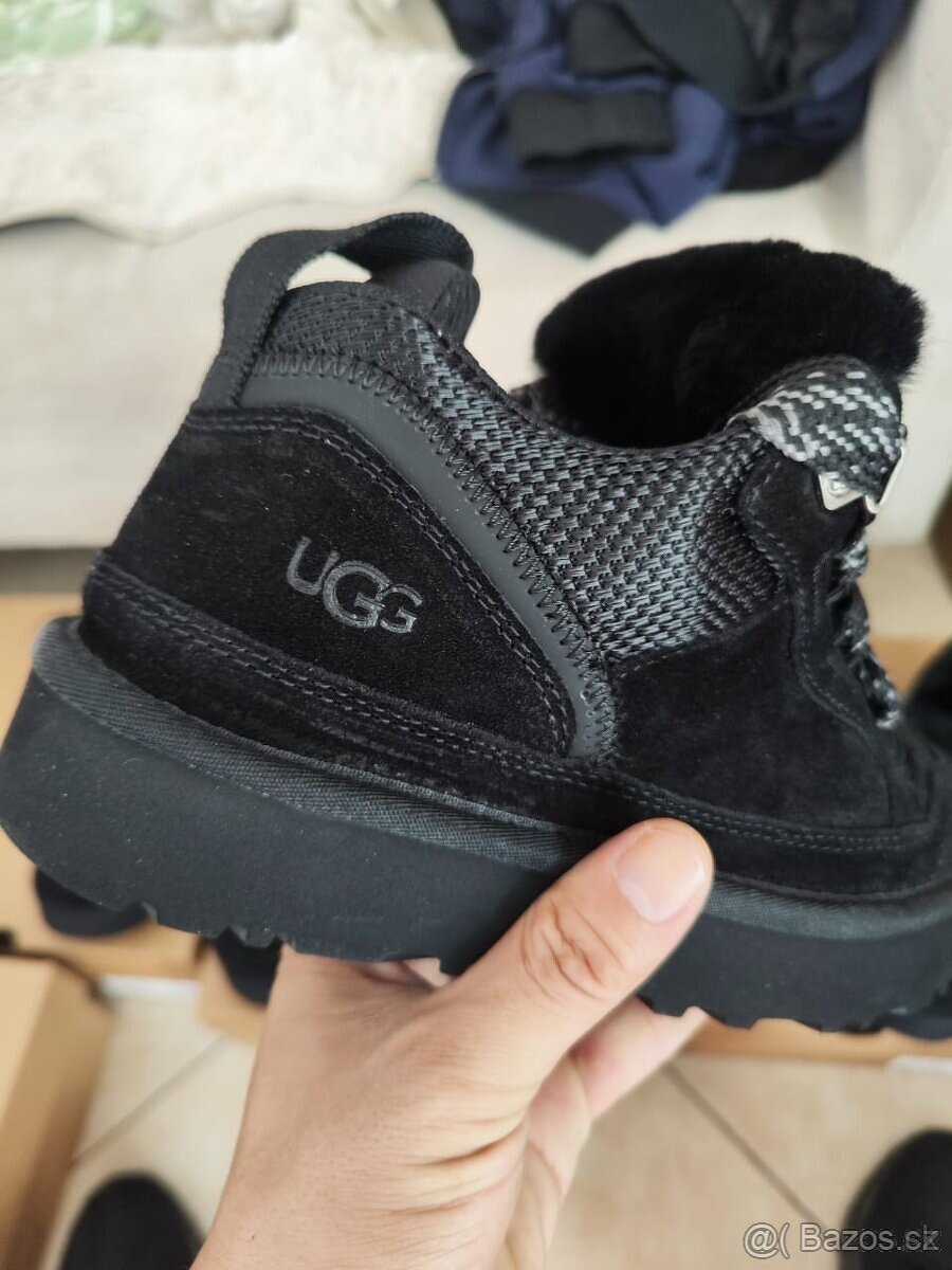 UGG tenisky