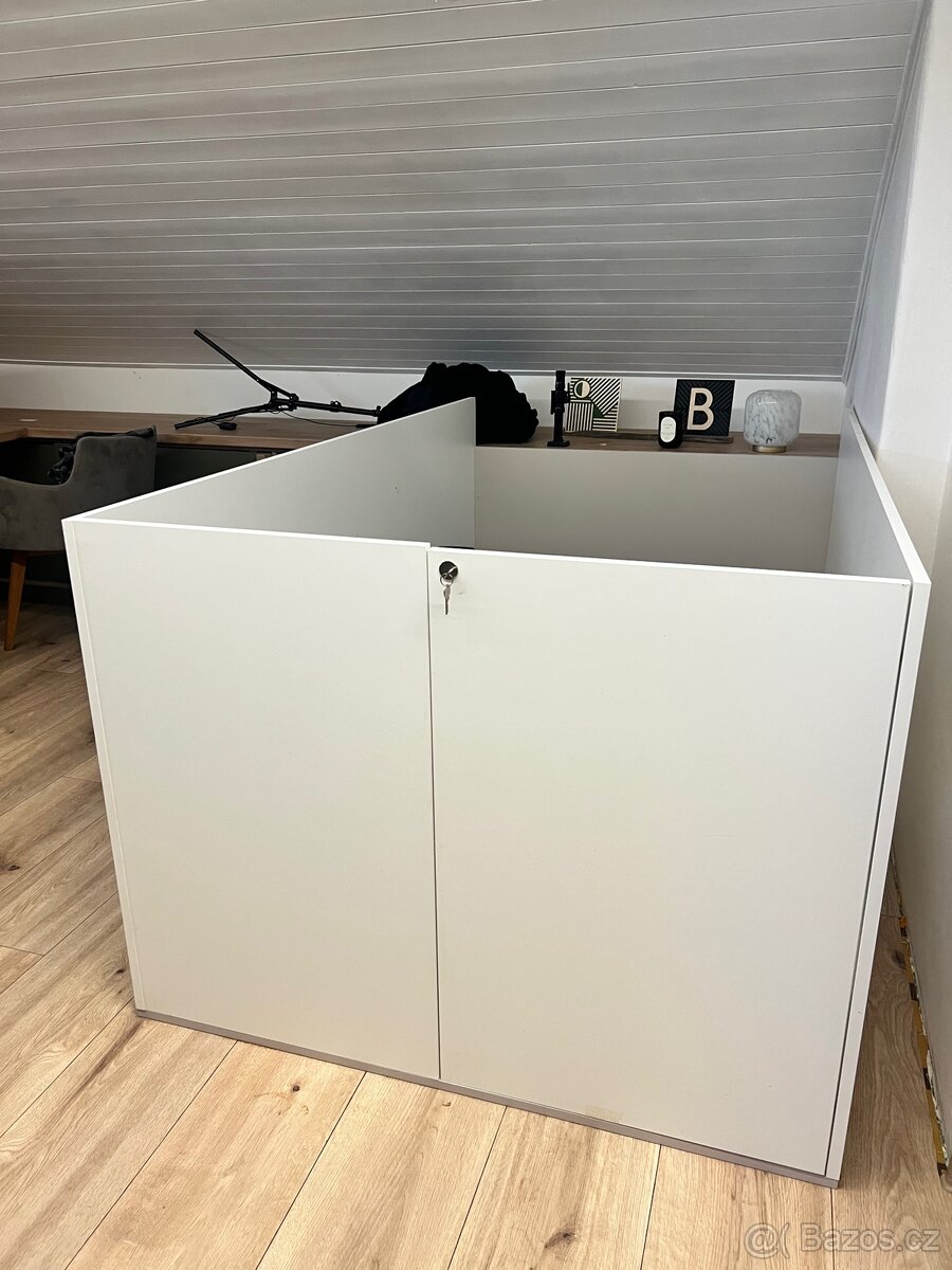 Ohrada, rodiště pro pejsky.