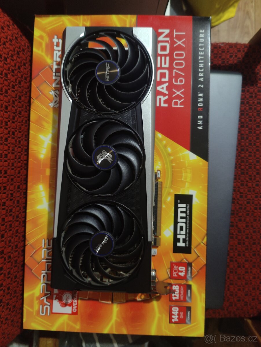 Sapphire RX 6700XT