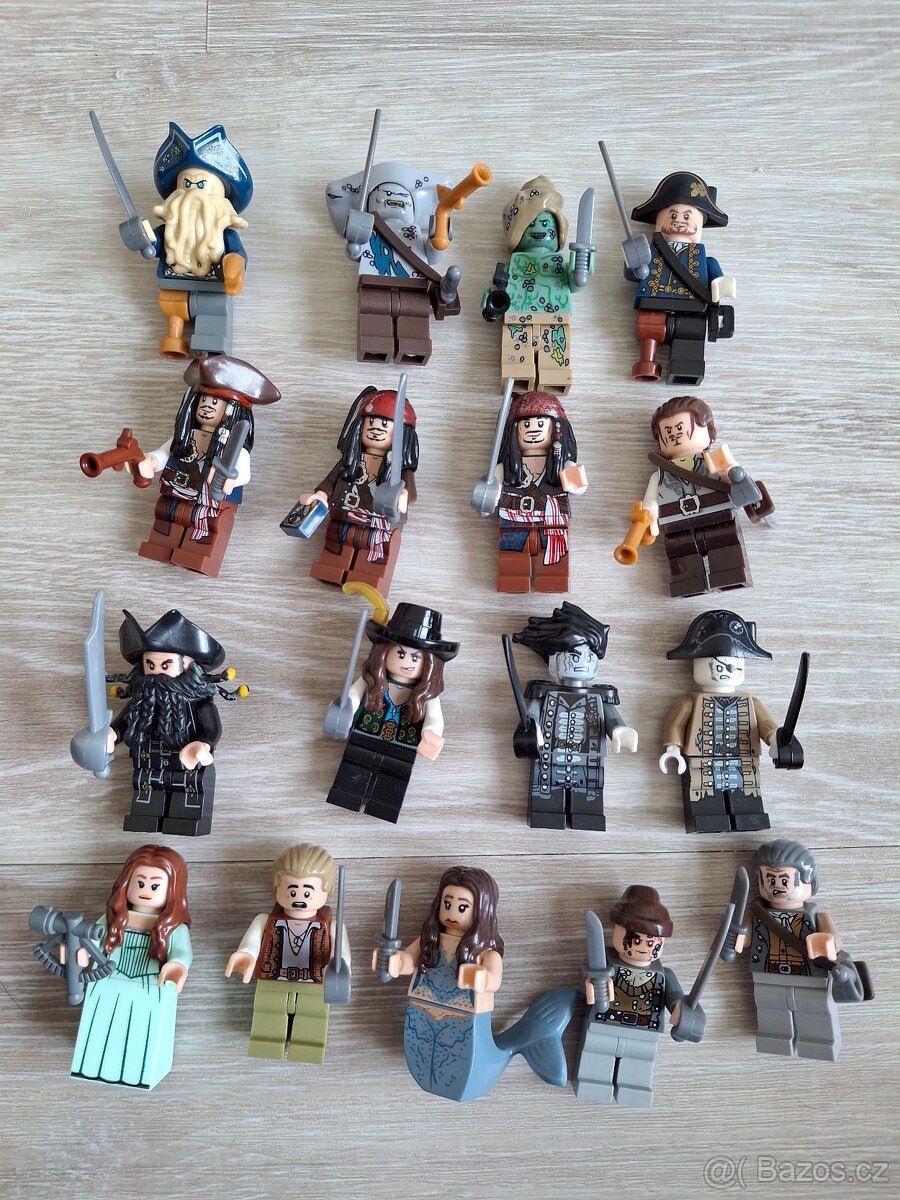 Piráti z Karibiku ke stavebnici lego