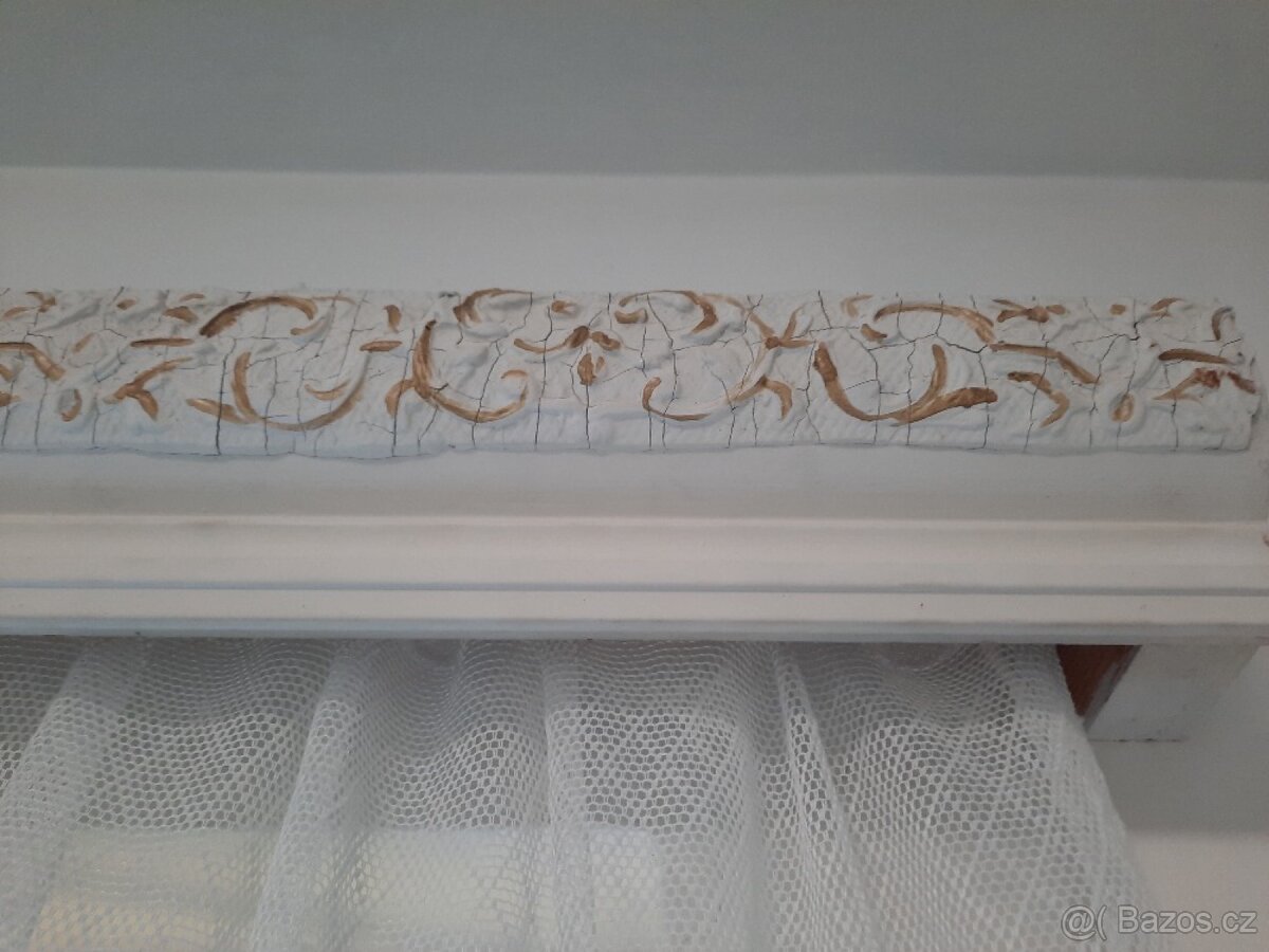 Garnýž bílá se zlatým vzorem 185 cm