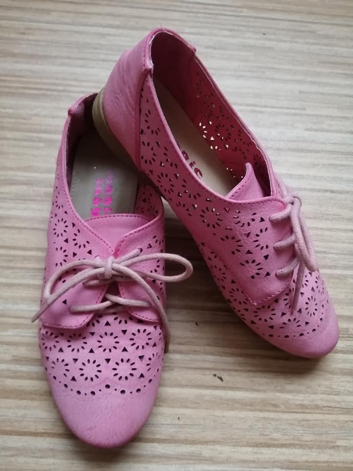 Dívčí boty, vel. 33