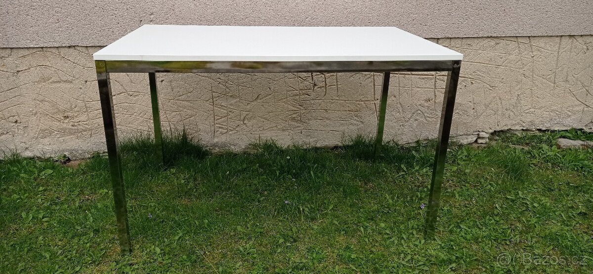 Designový stůl + 6 židlí