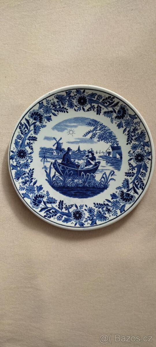 Talíř s holandským motivem