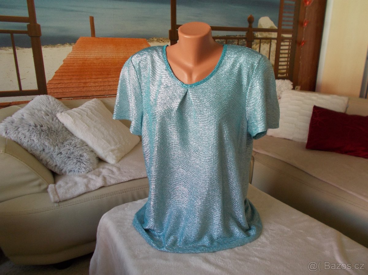 Krásná halenka zn. H&M, NOVÁ, vel.50-52