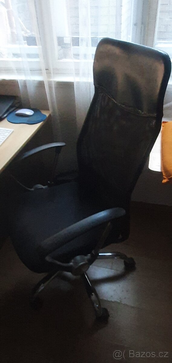 Kancelarska zidle- univerzalní