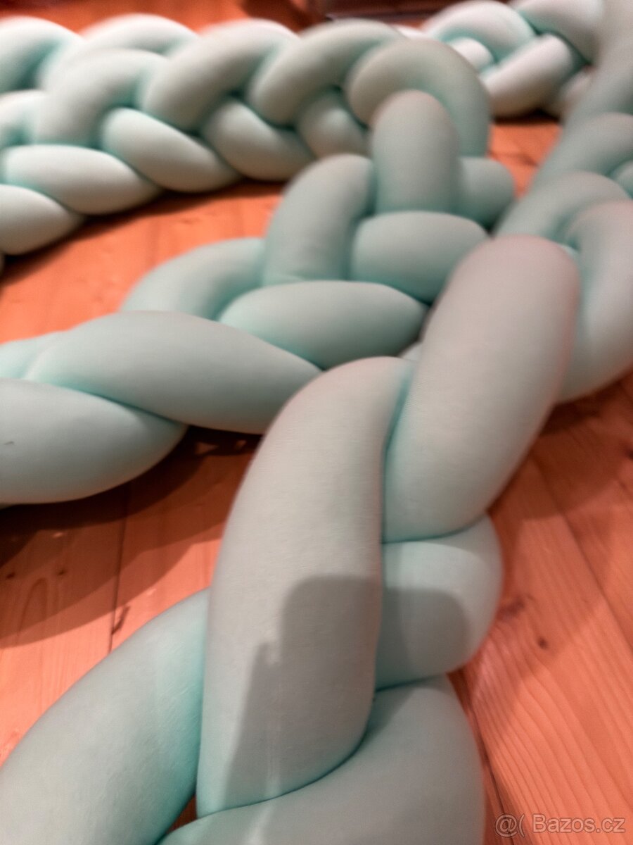 Prodám pletený mantinel