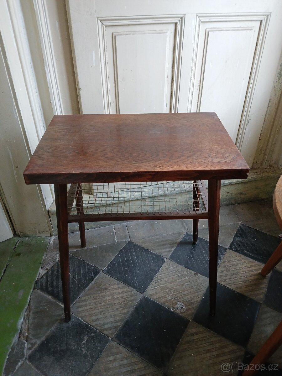 Retro stolek 60.leta Brusel