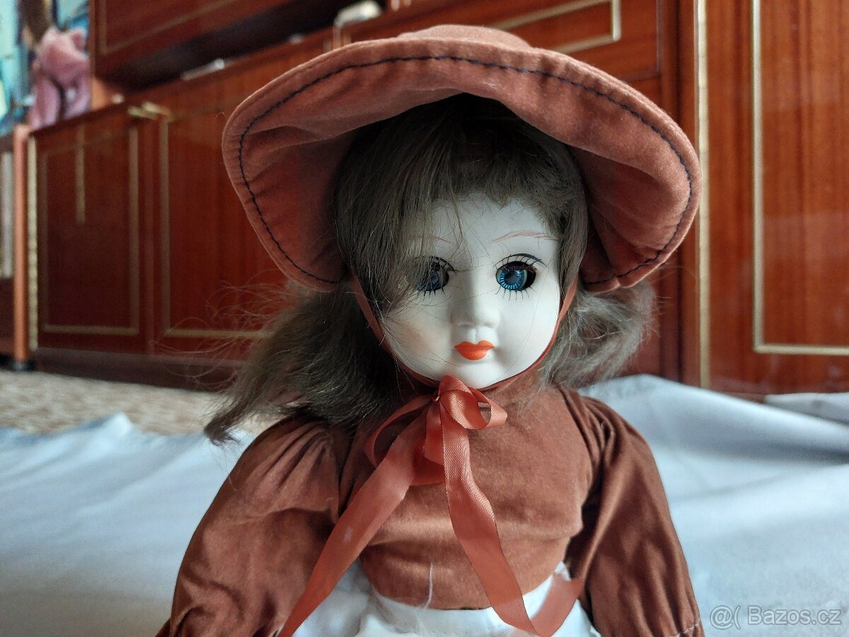 Porcelanova panenka z posuzstalosti