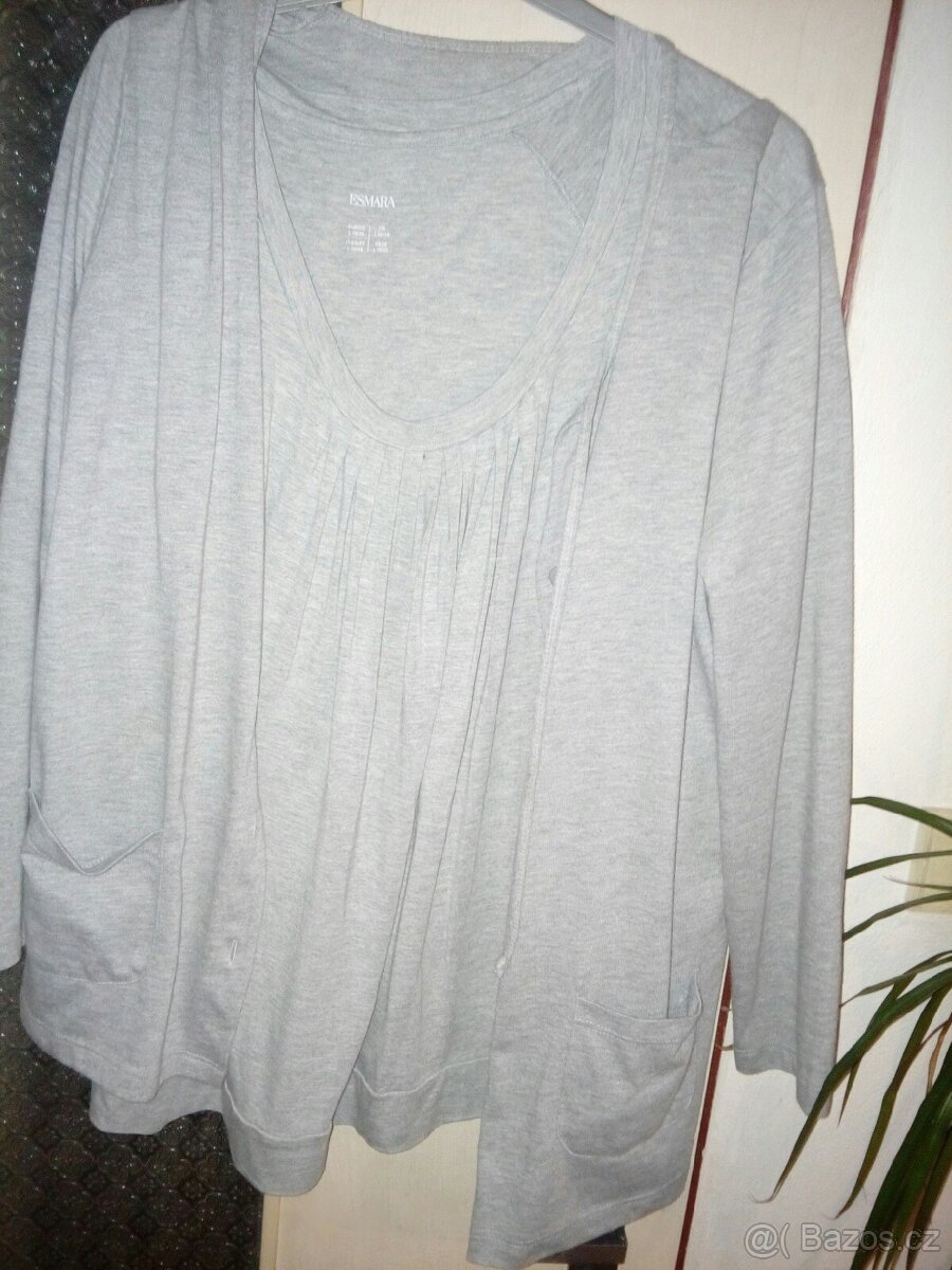 Lehký svetřík vel.XL
