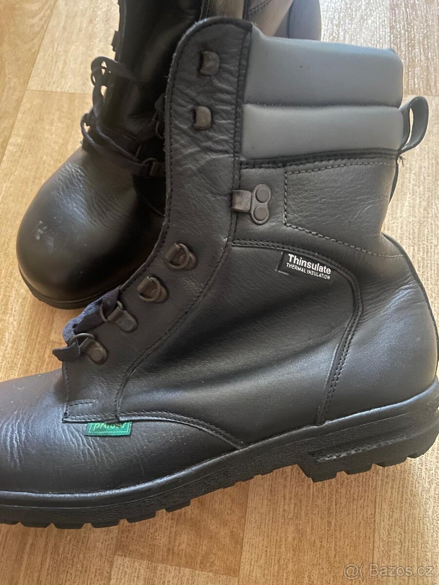 Pracovní zimní obuv Prabos