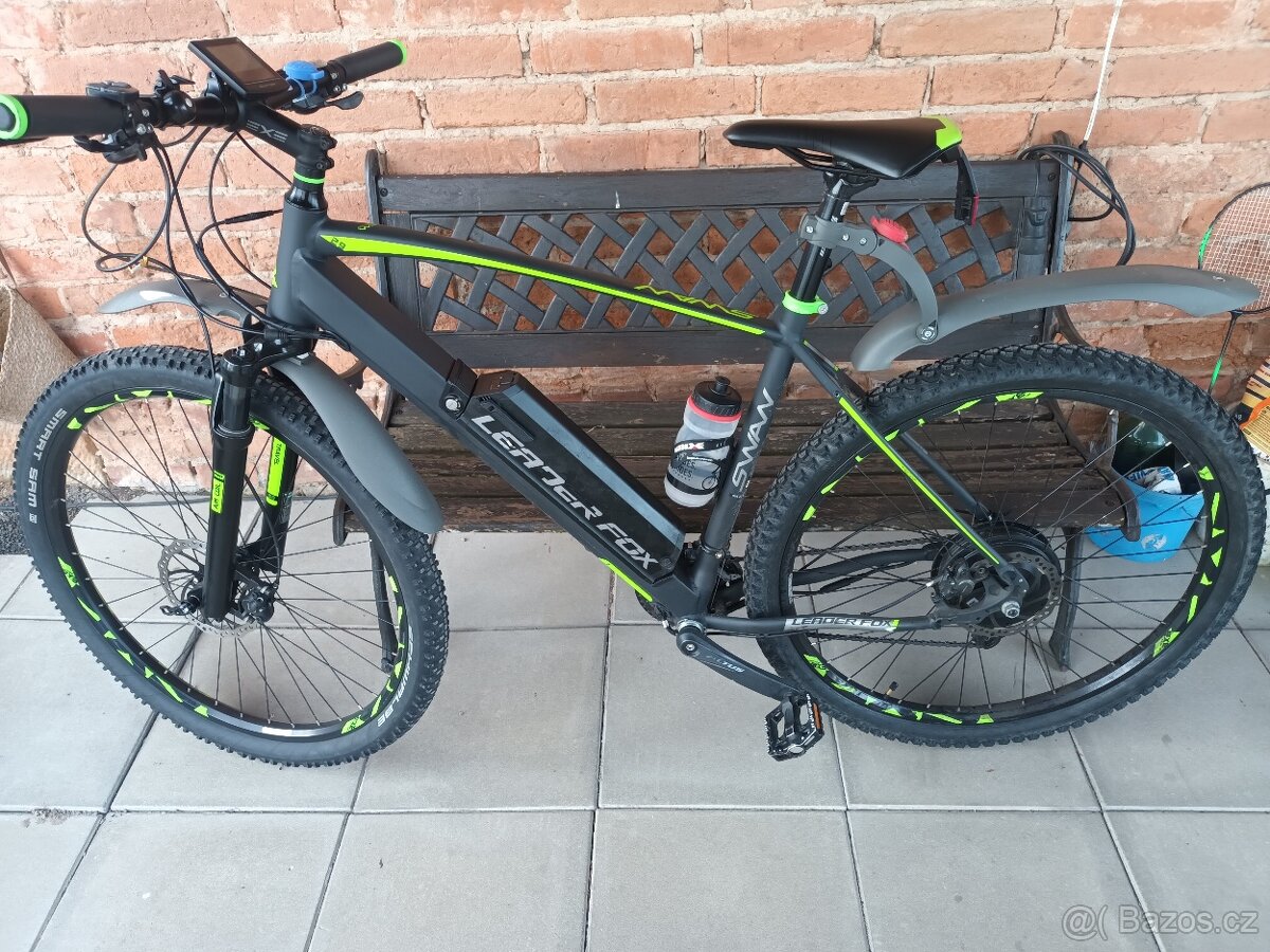 Elektrokolo Leader Fox Swan 29