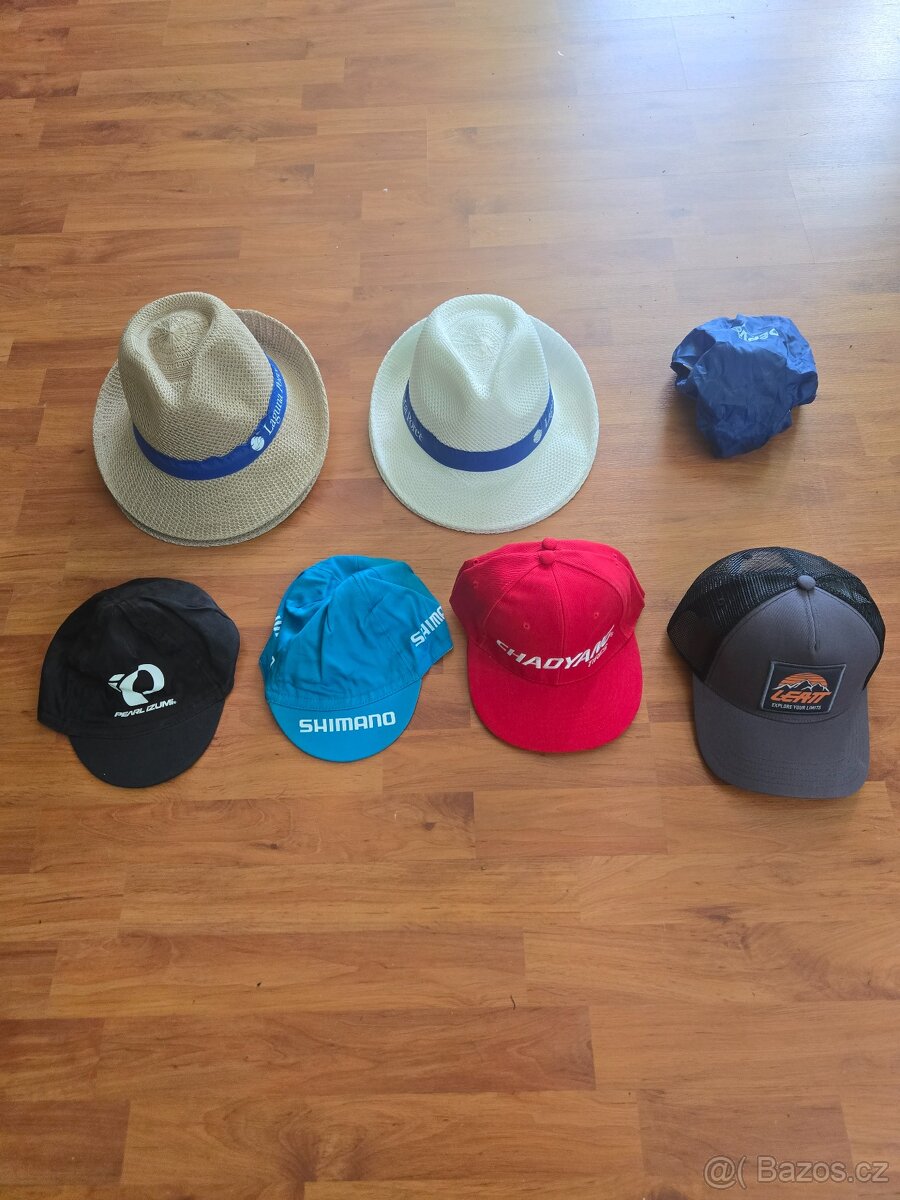 kšiltovka Leatt a cykl. čepice Shimano a Pear Izumi