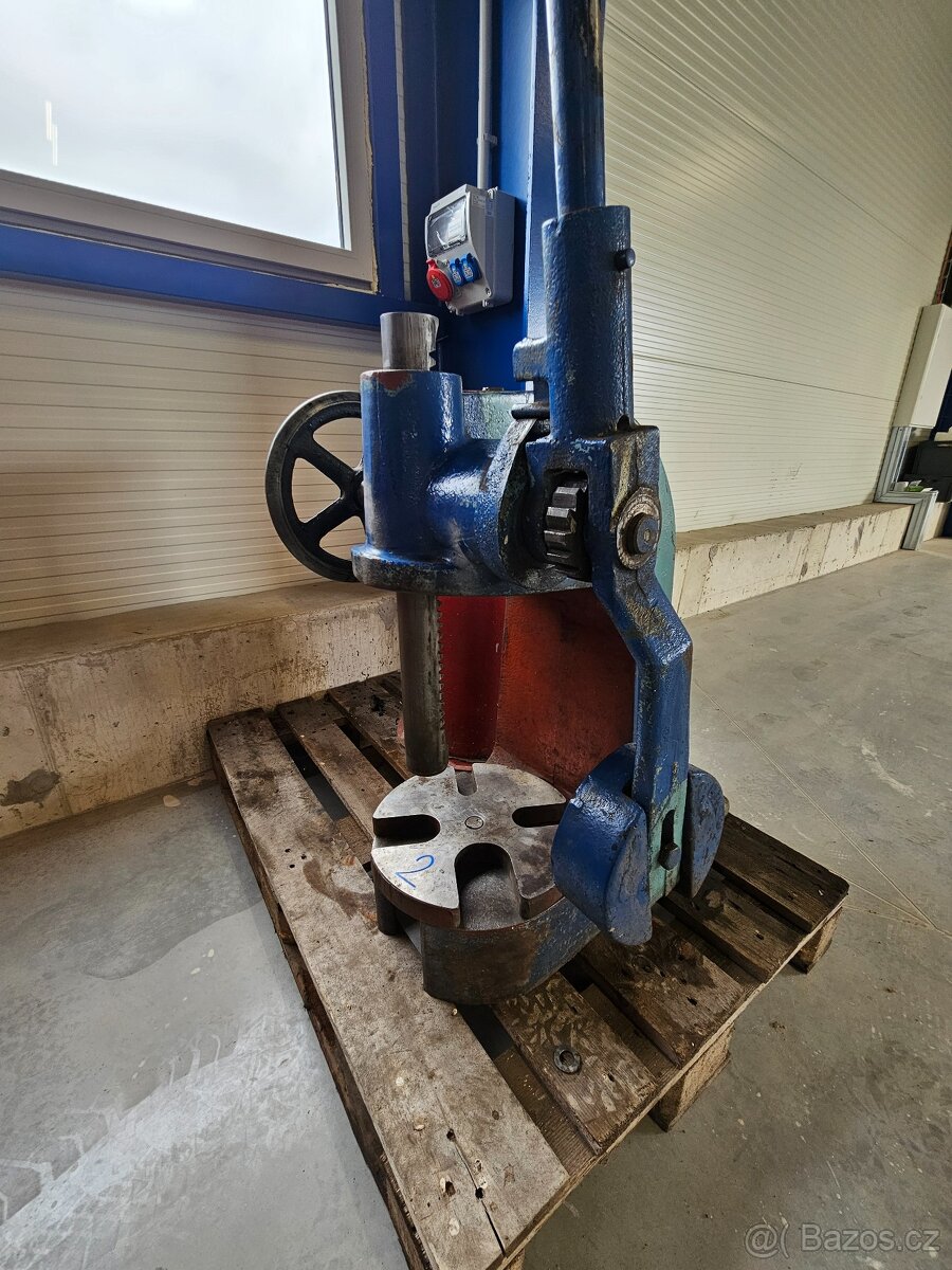 Ruční hřebenový lis LRH 2 + stojan