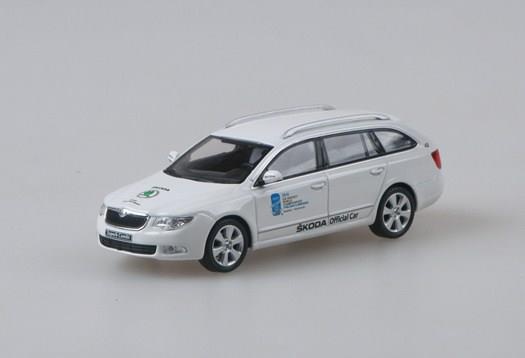 Abrex Škoda Superb II Combi (2009) 1:43 - MS v Hokeji 2012
