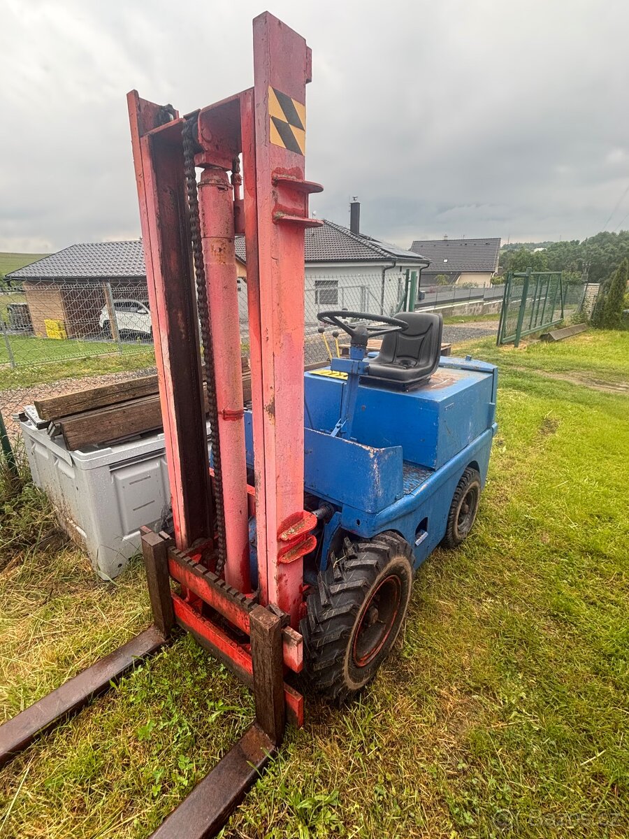 Vzv Desta 1622 N motor Zetor zvedá 1,6t