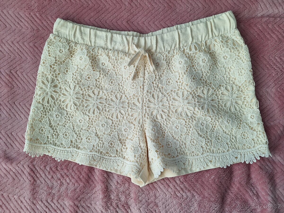 Nové kraťasy Esmara