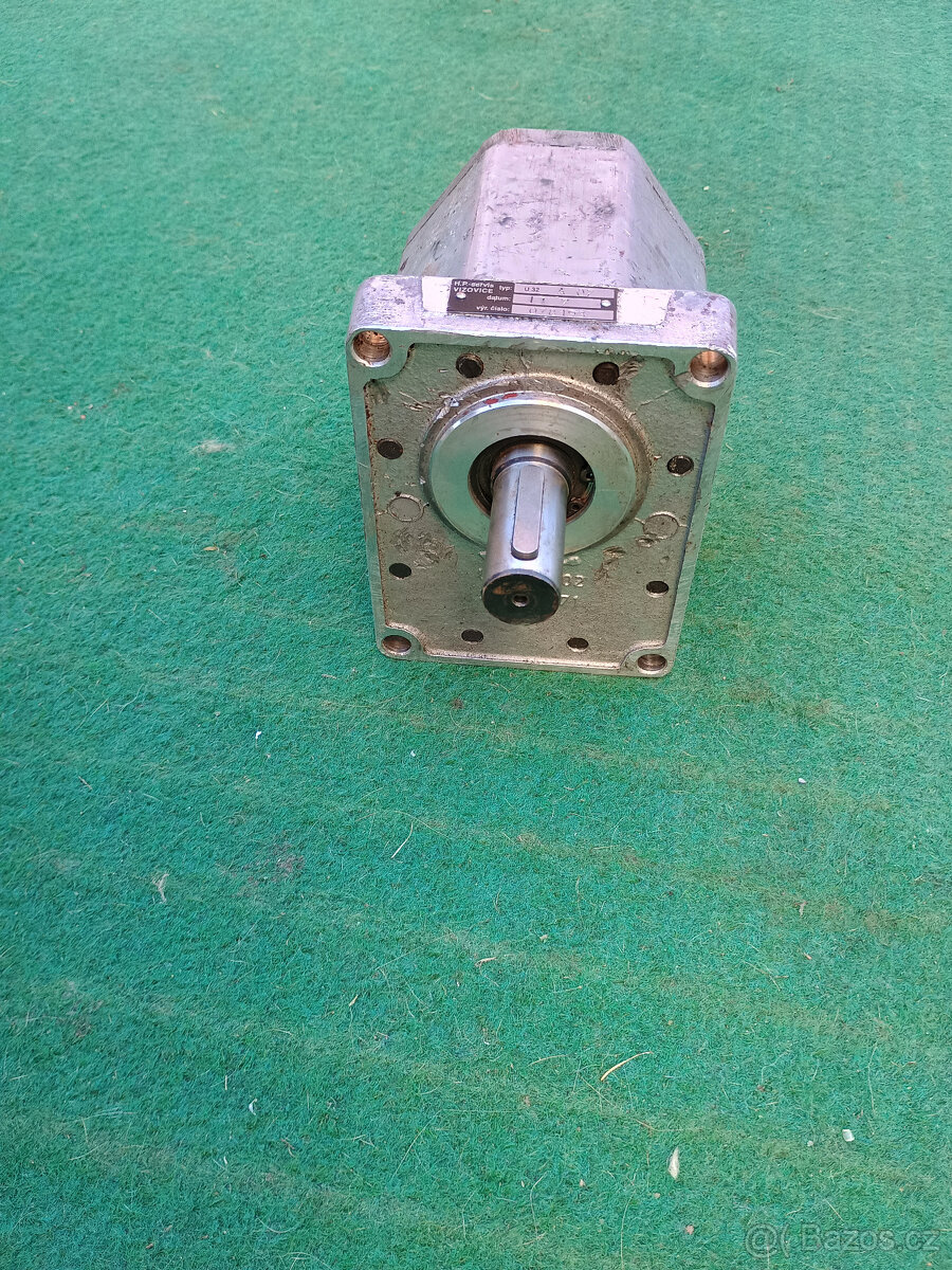 zetor Crystak hydraulické čerpadlo