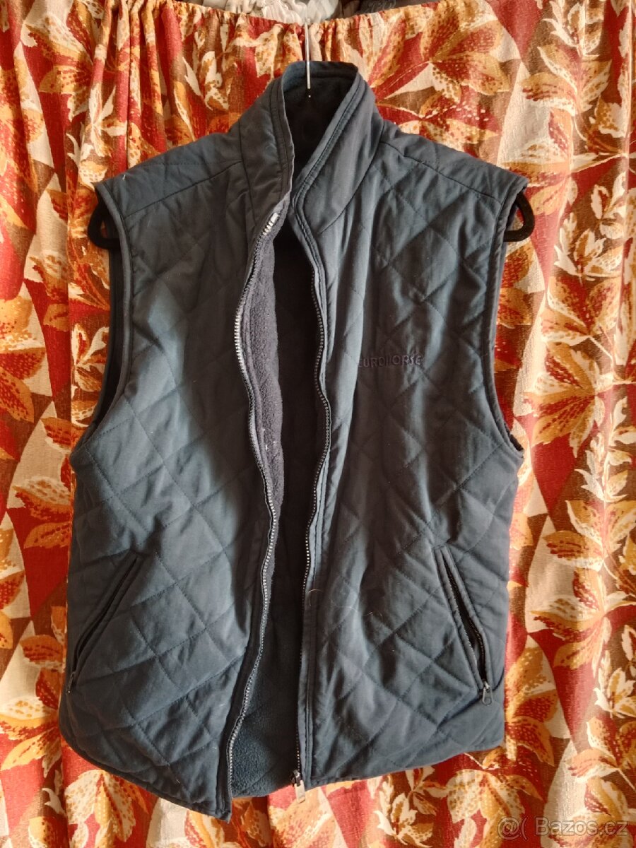 Č.81 Jezdecká oboustranná vesta