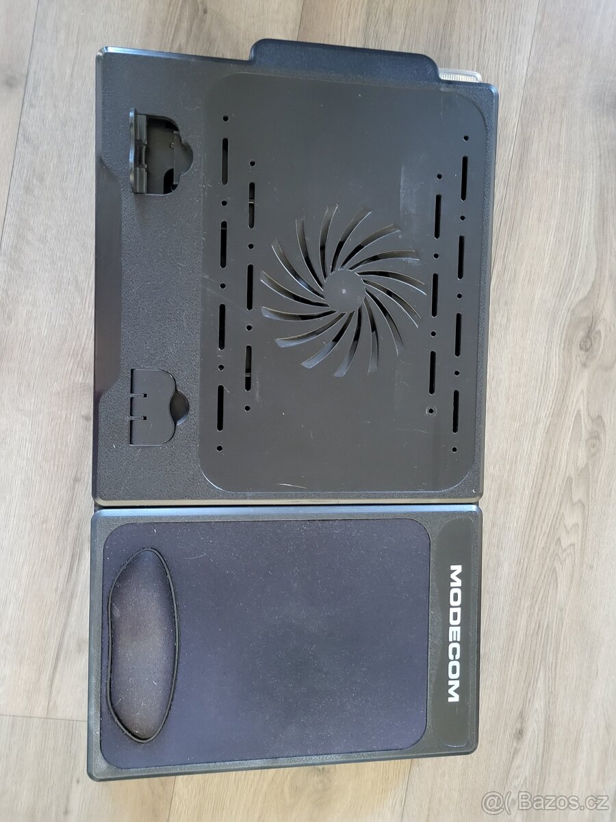 Podstavec pod notebook Modecom