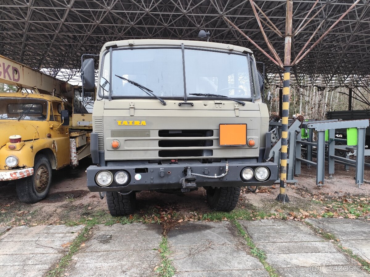 Tatra 815 cisterna CAPL 16