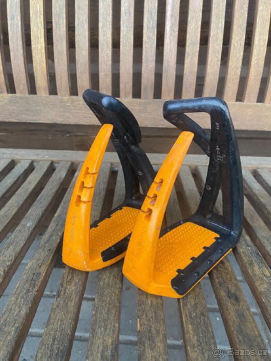 Bezpečnostní třmeny Freejump