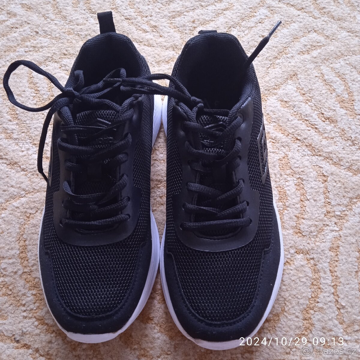 nové tenisky značky umbro