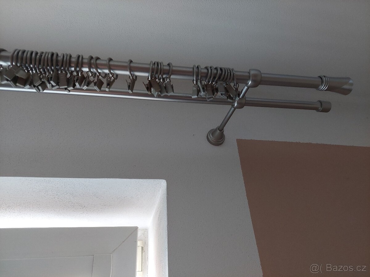 Prodám kovovou garnýž - matné stříbro (satin)