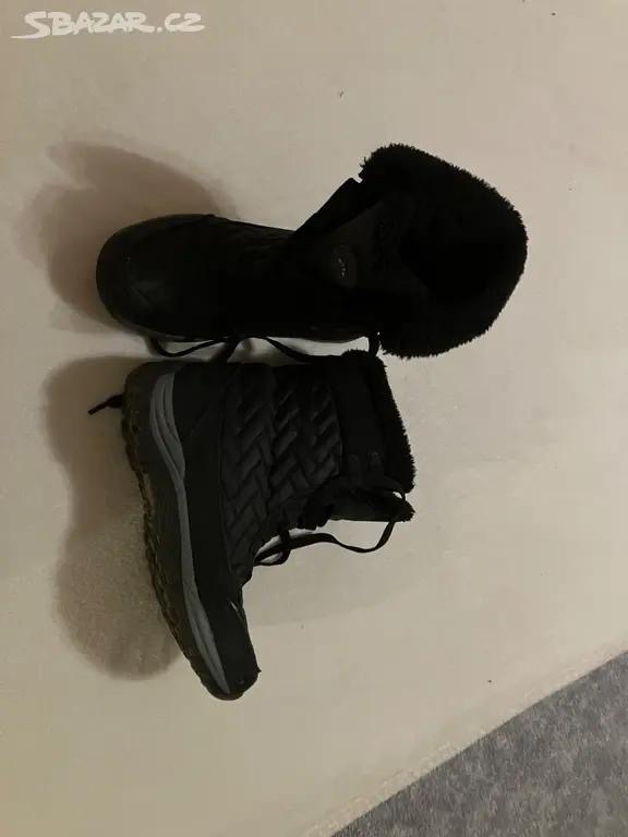 Dívčí zimní boty velikost 36.