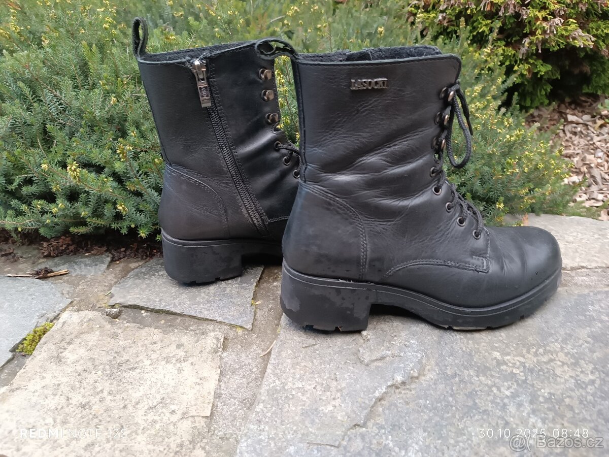 kožené boty zn.Lasocki